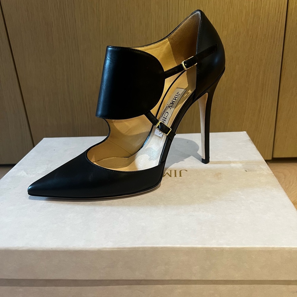 Jimmy Choo size 37 Black heels. Style called Houry. Pristine condition. Worn 3x.
